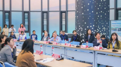 实现了从现象察看到理论验证的全流程智能化探 